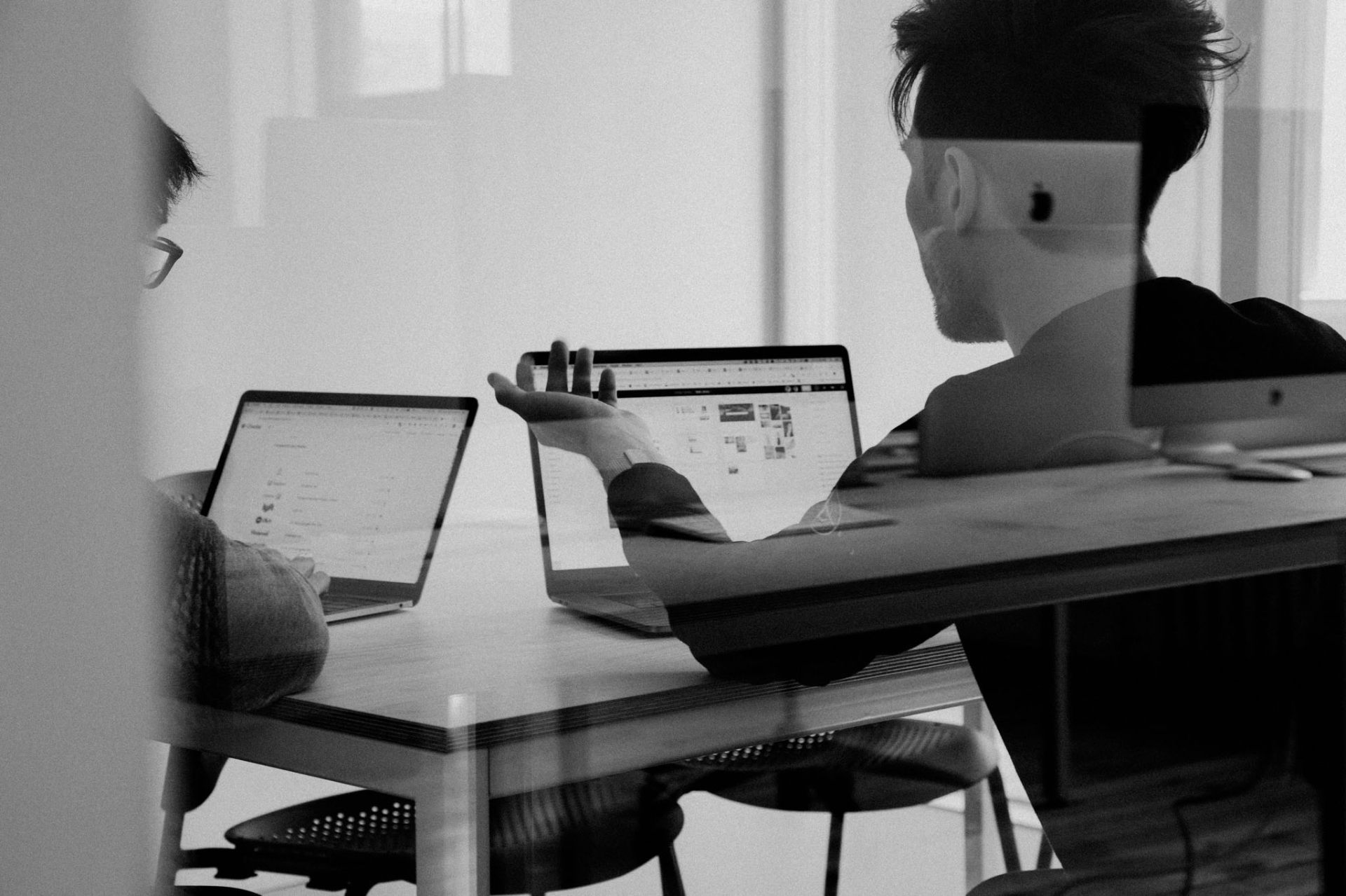 Hundringen-teamet vid arbete
